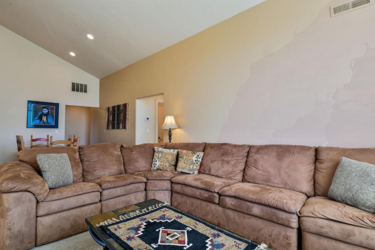 Rv M4 - Moab Get Away And Great Price For The Family! Exterior photo