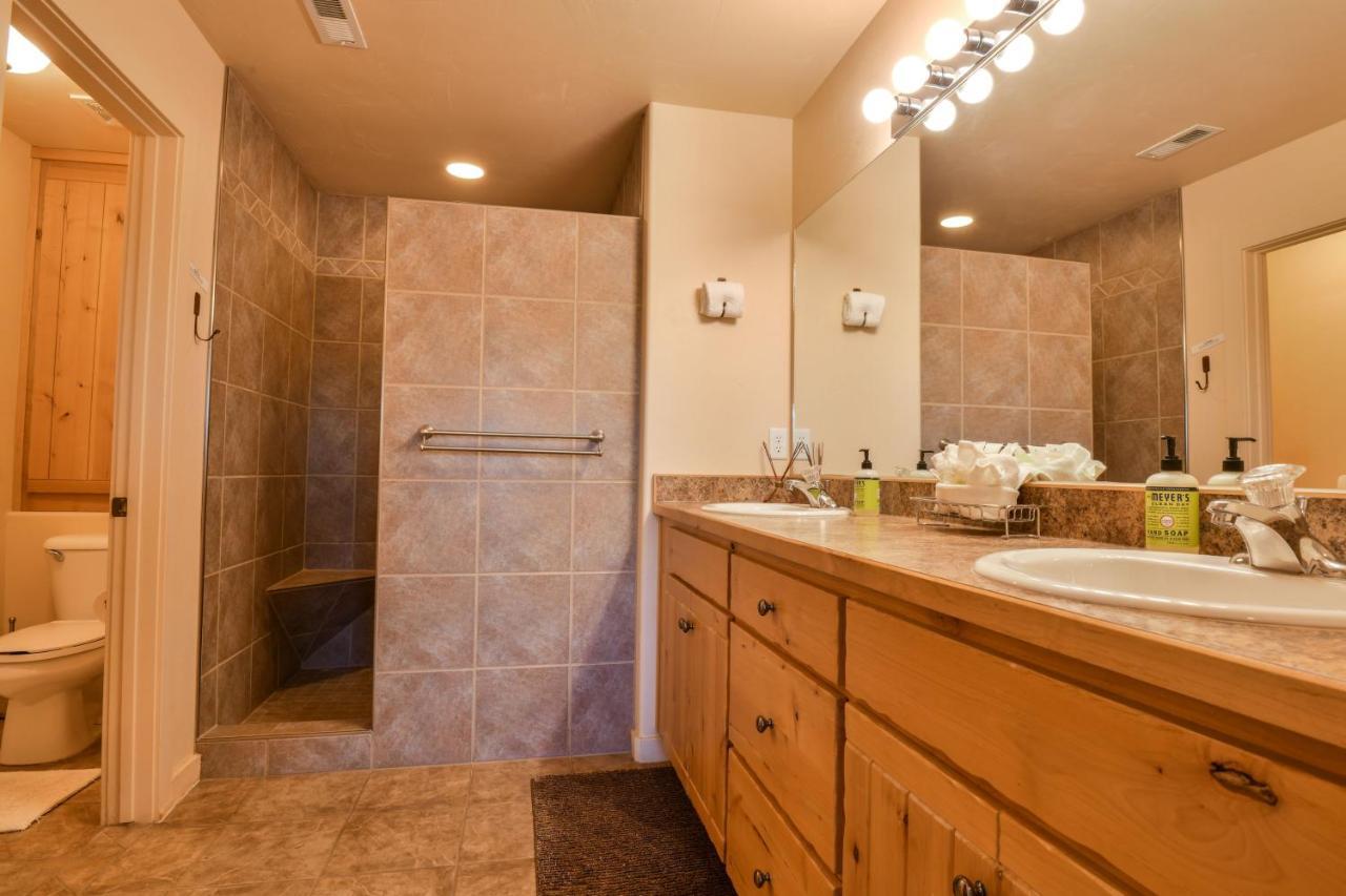 Rv M4 - Moab Get Away And Great Price For The Family! Exterior photo