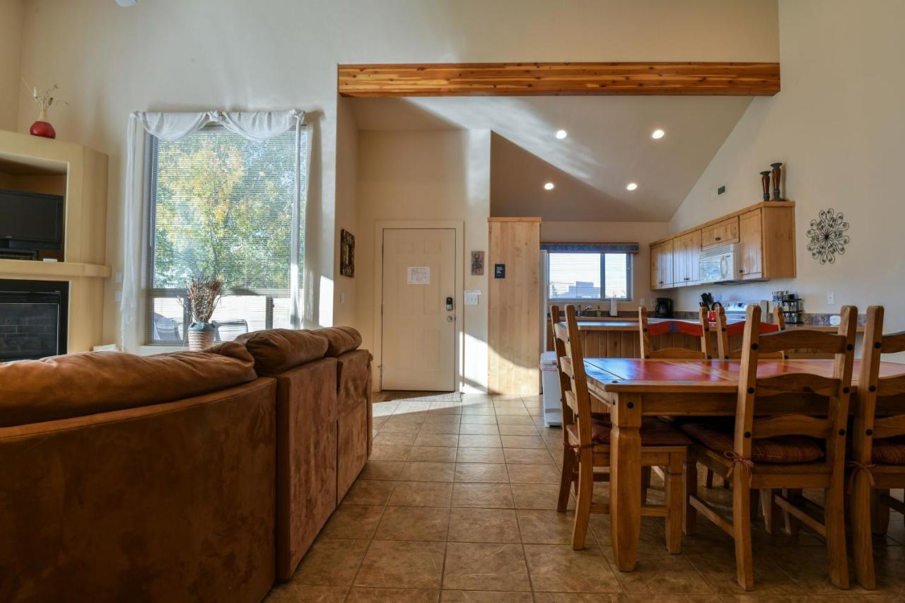 Rv M4 - Moab Get Away And Great Price For The Family! Exterior photo